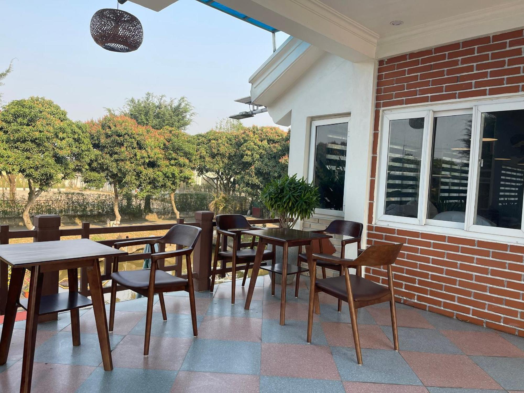 Hoa Lu Garden Resort Нин Бин Екстериор снимка