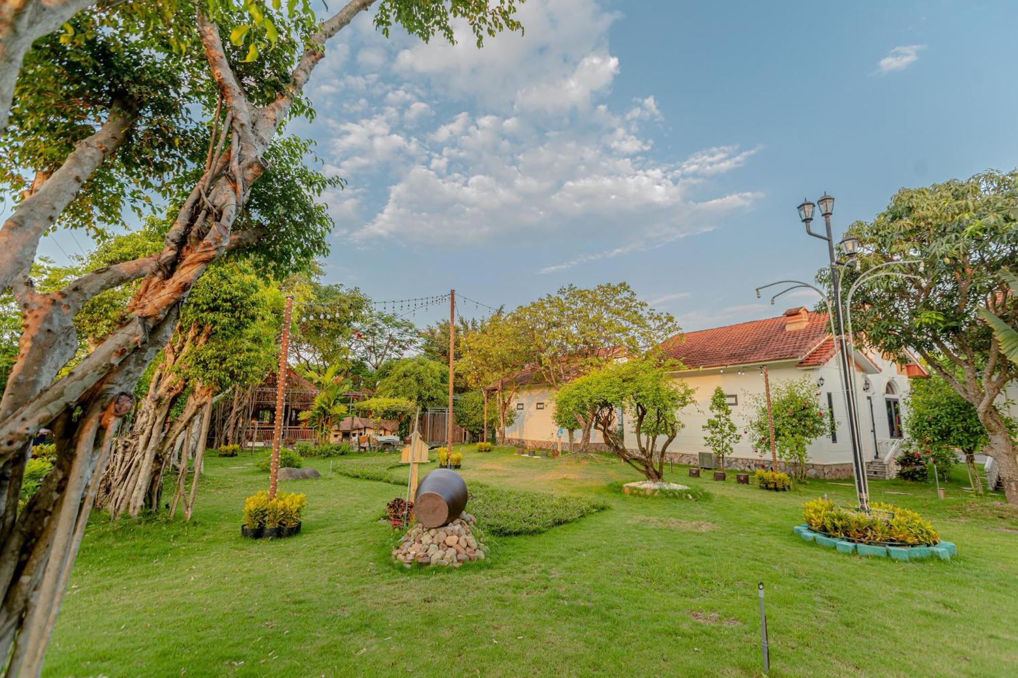 Hoa Lu Garden Resort Нин Бин Екстериор снимка